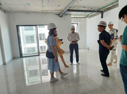 bàn giao căn hộ cho cư dân feliz homes